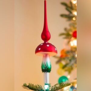 Anthropologie Terrain Mushroom Tree Topper